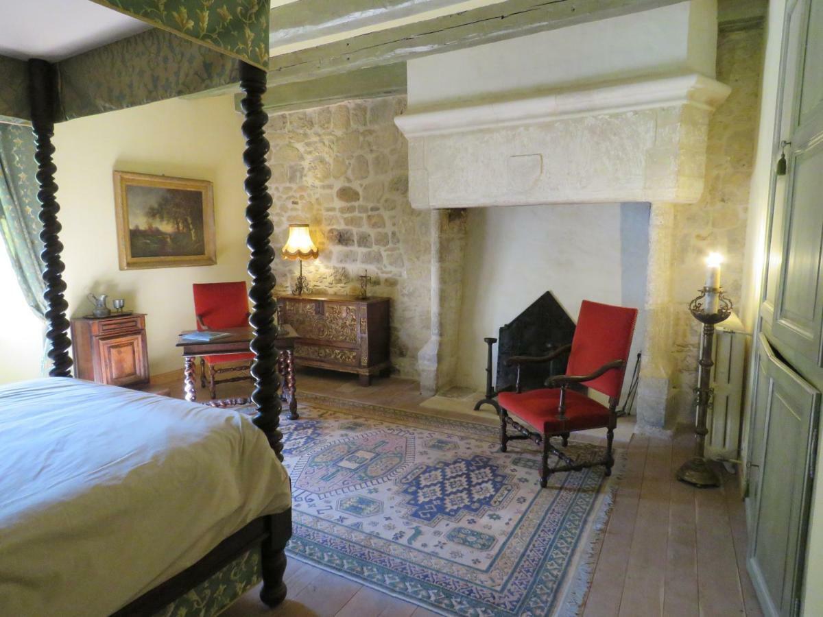 Chateau De Gaubert Bed and Breakfast Terrasson Exterior foto